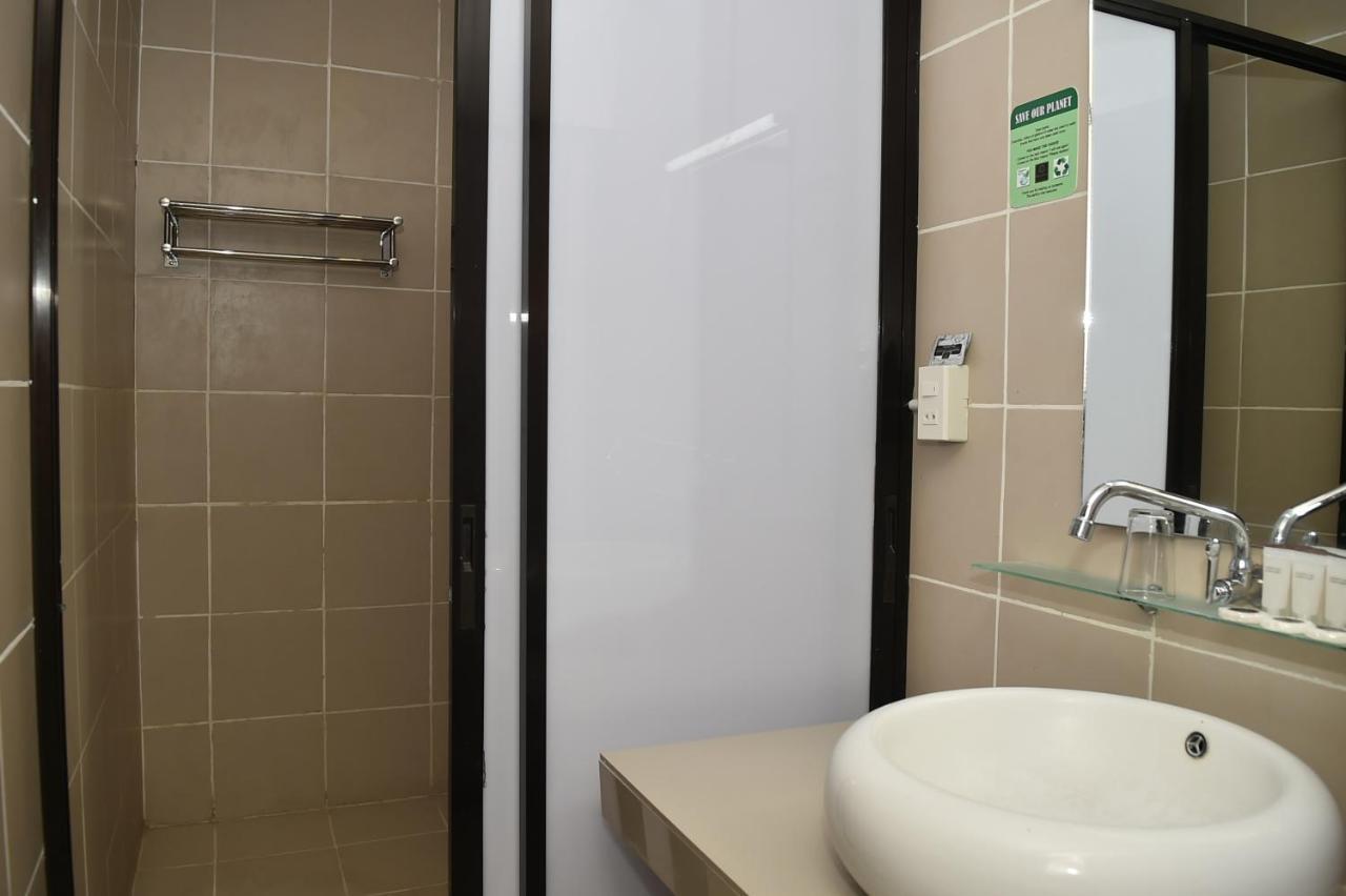 Columbus Plaza Hotel General Santos City Dış mekan fotoğraf