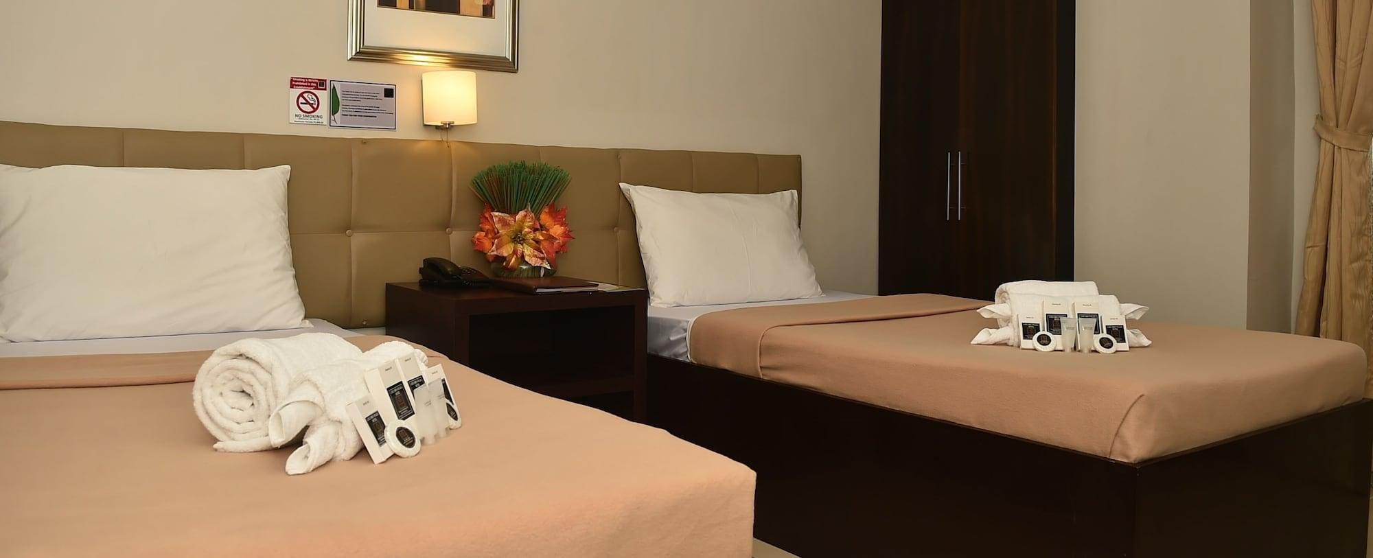Columbus Plaza Hotel General Santos City Dış mekan fotoğraf