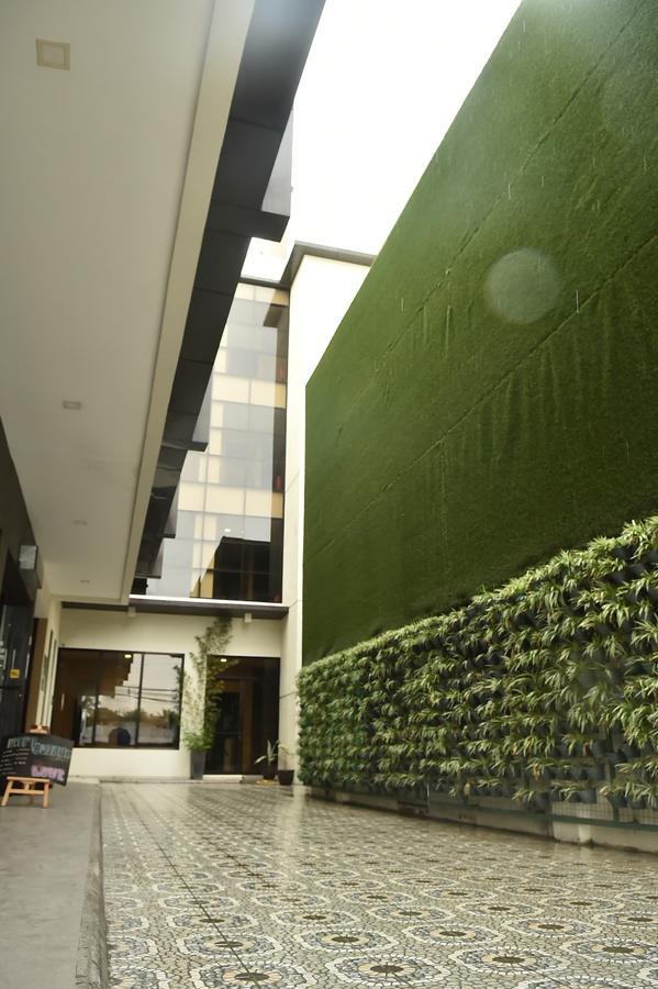 Columbus Plaza Hotel General Santos City Dış mekan fotoğraf