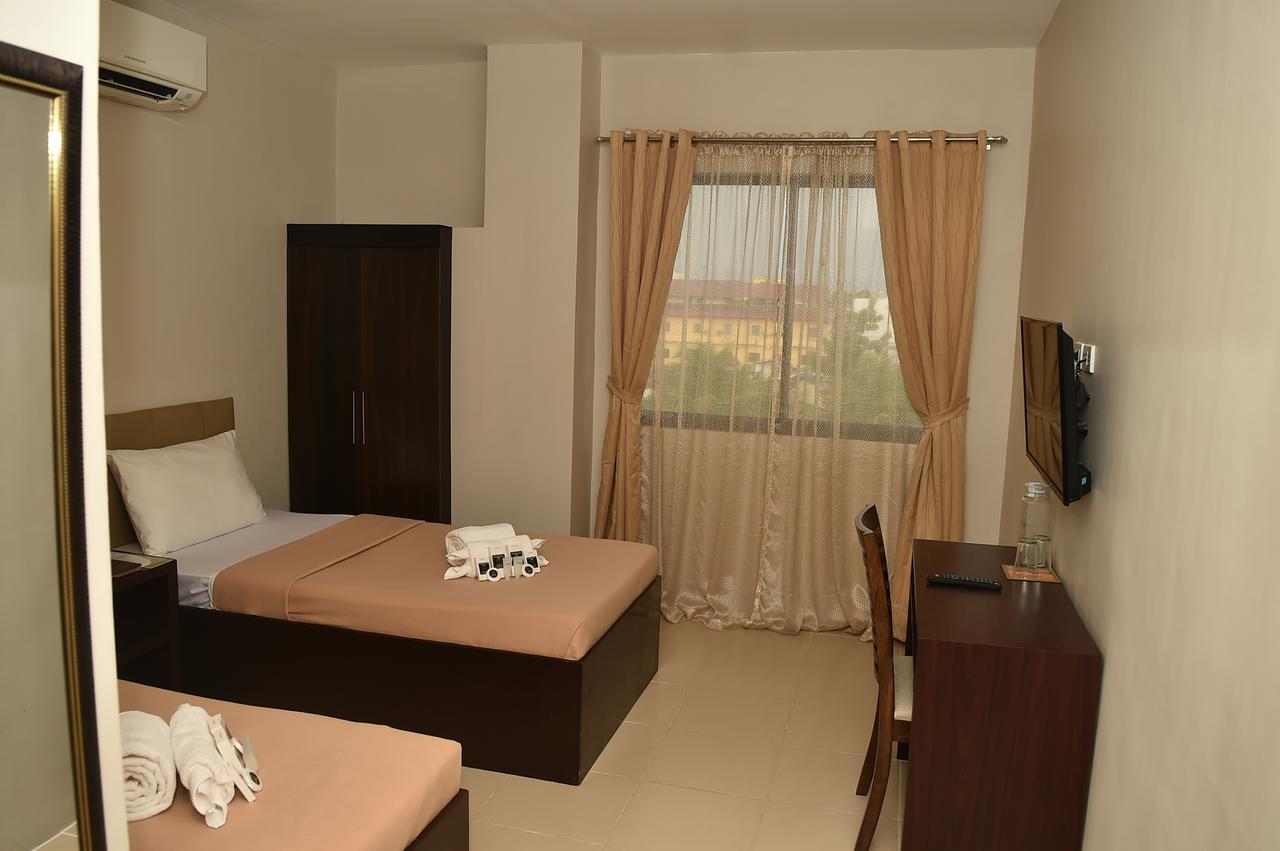 Columbus Plaza Hotel General Santos City Dış mekan fotoğraf