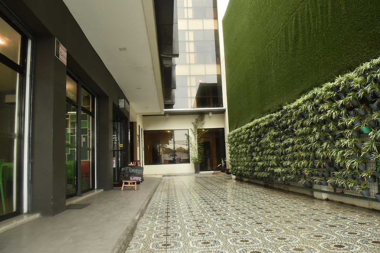 Columbus Plaza Hotel General Santos City Dış mekan fotoğraf