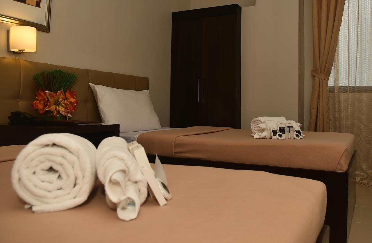 Columbus Plaza Hotel General Santos City Dış mekan fotoğraf