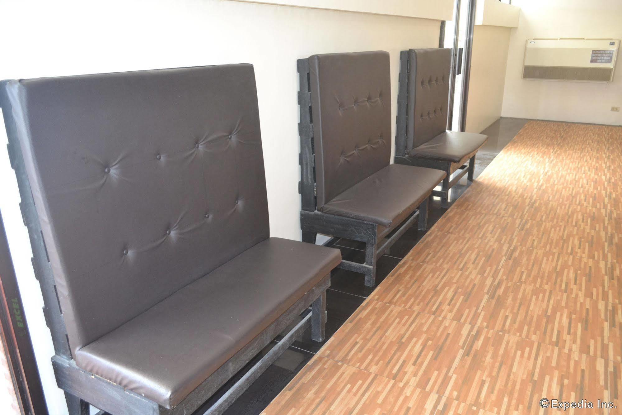 Columbus Plaza Hotel General Santos City Dış mekan fotoğraf