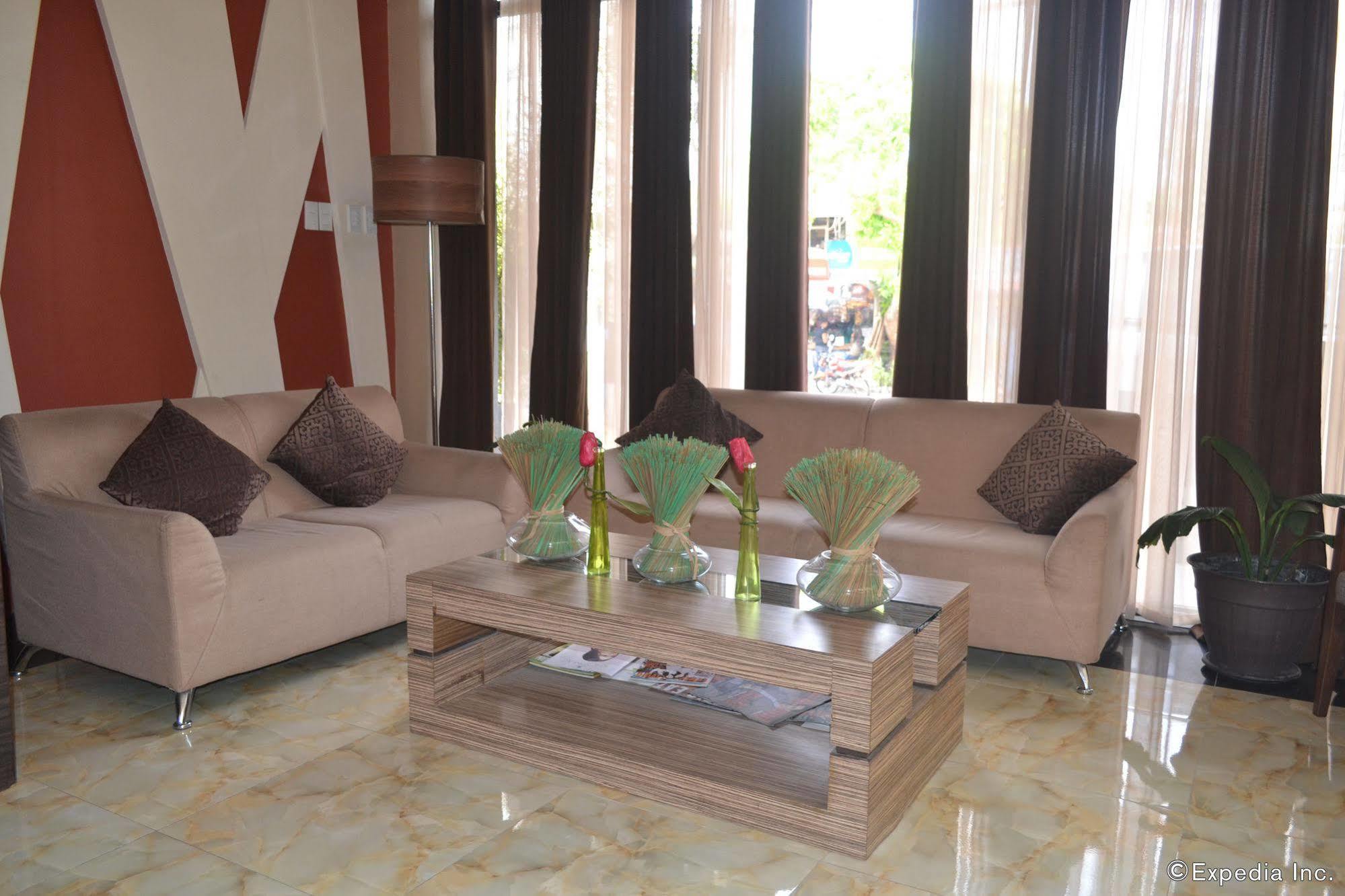 Columbus Plaza Hotel General Santos City Dış mekan fotoğraf